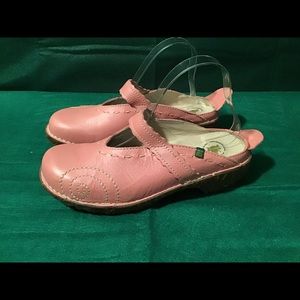 💕El Naturalista Pink Slip On Clog Mules Shoes
